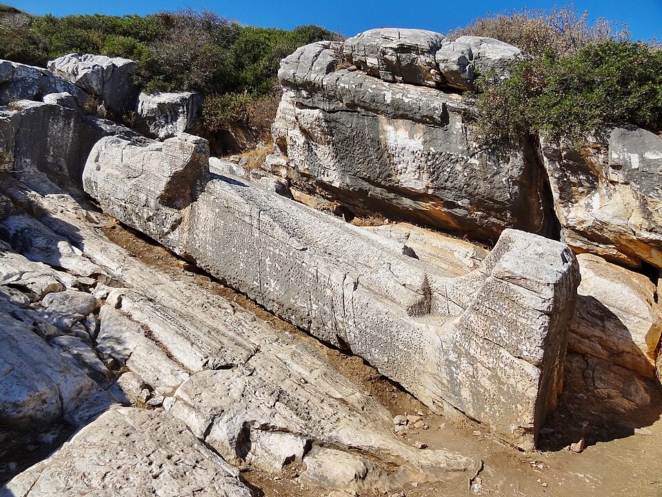 Kouros Apollonas 22